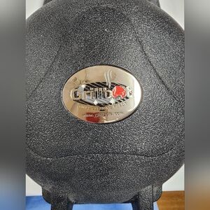 Automatic grill cleaner. Comes with 2 types brushes. See pictures.